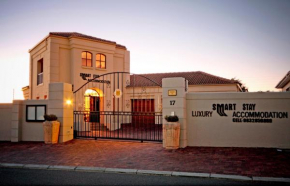 A Smart Stay Apartments, Somerset West